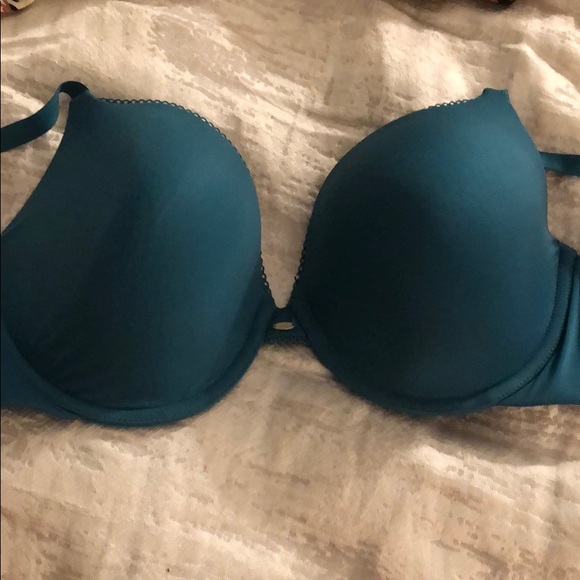 Calvin Klein “fashion” Bras - Picture 3 of 5